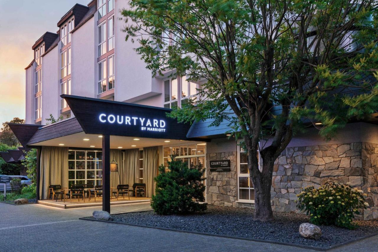 Courtyard By Marriott Wiesbaden-Nordenstadt Exterior foto